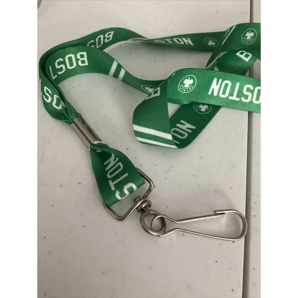 Boston Celtics Team Logo Lucky Large Keyring Keychain Sticker Lanyard Set‎ Of 3